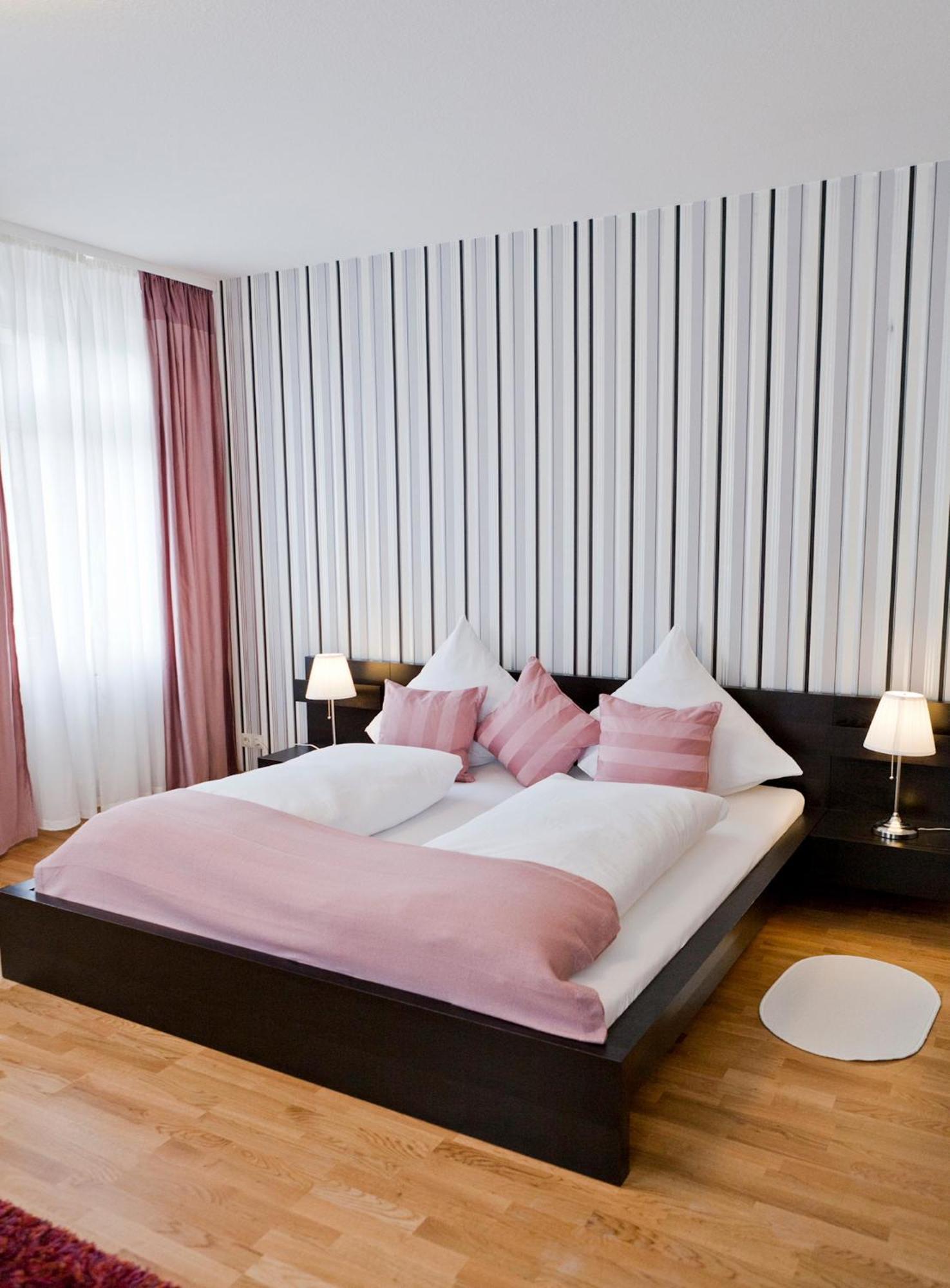 Suiten Hotel Dependance Laterne Baden-Baden Bagian luar foto