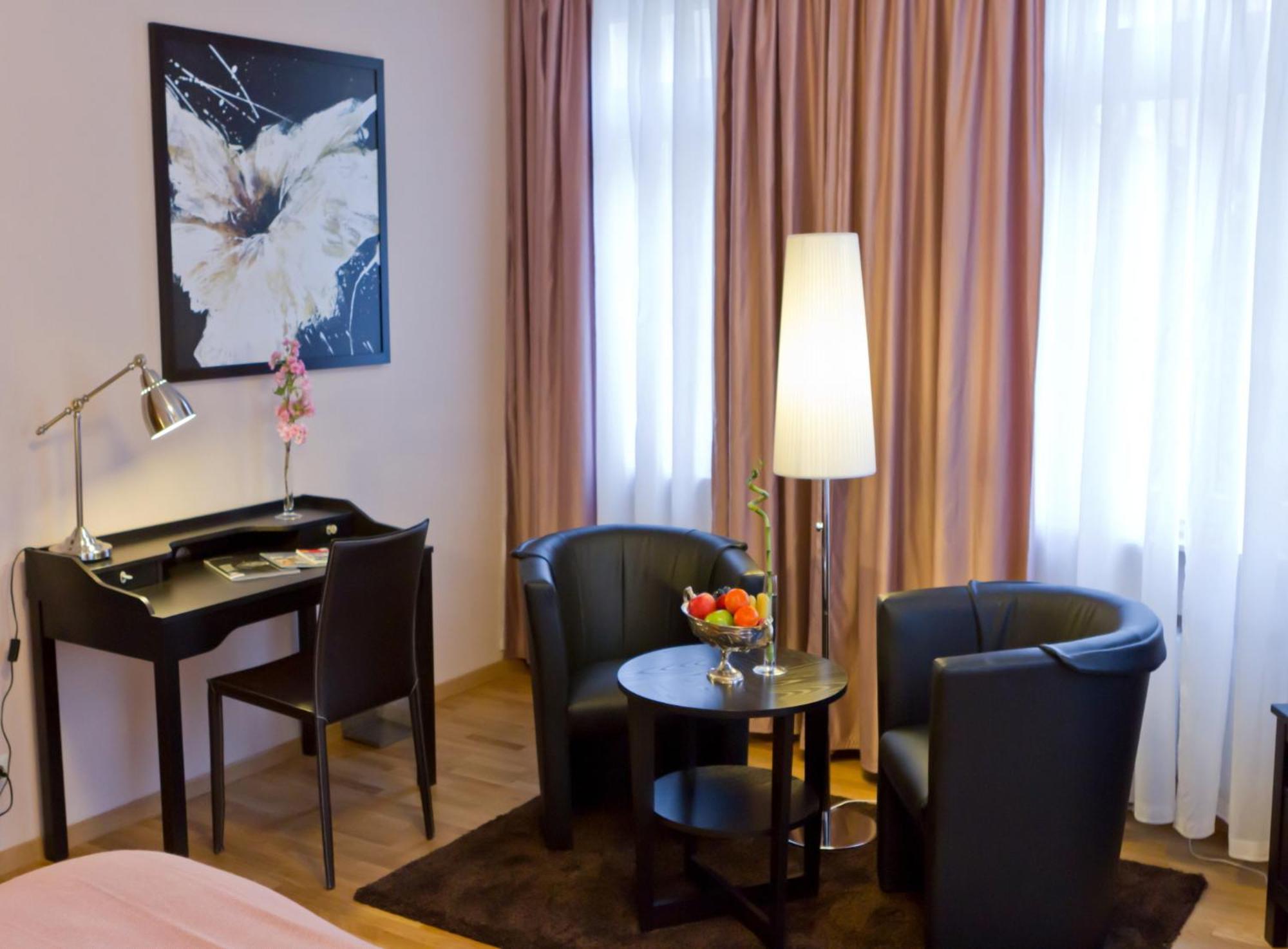 Suiten Hotel Dependance Laterne Baden-Baden Bagian luar foto